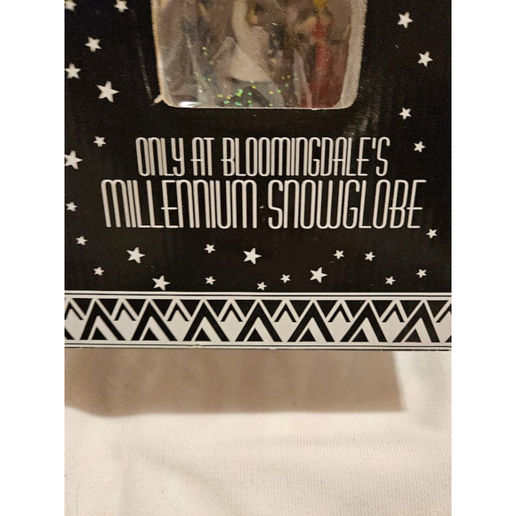 Only at Bloomingdale's 2000 Millennium New Years Snowglobe New Rare - Picture 7 of 14